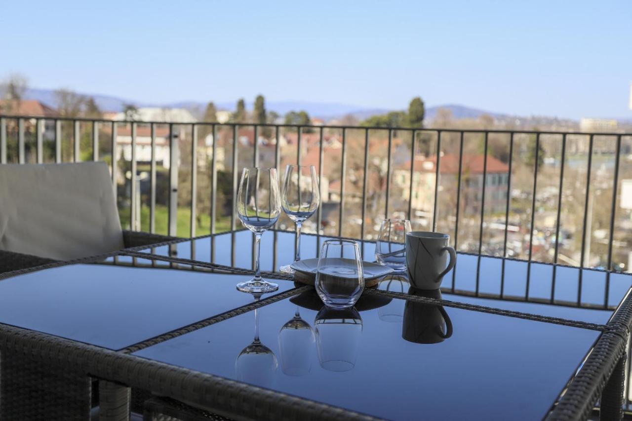 La Plume Vue Lac 3 Etoiles - Garage Prive, Secteur Recherche, Moderne & Tout Equipe, 6 Personnes Annecy Exteriör bild